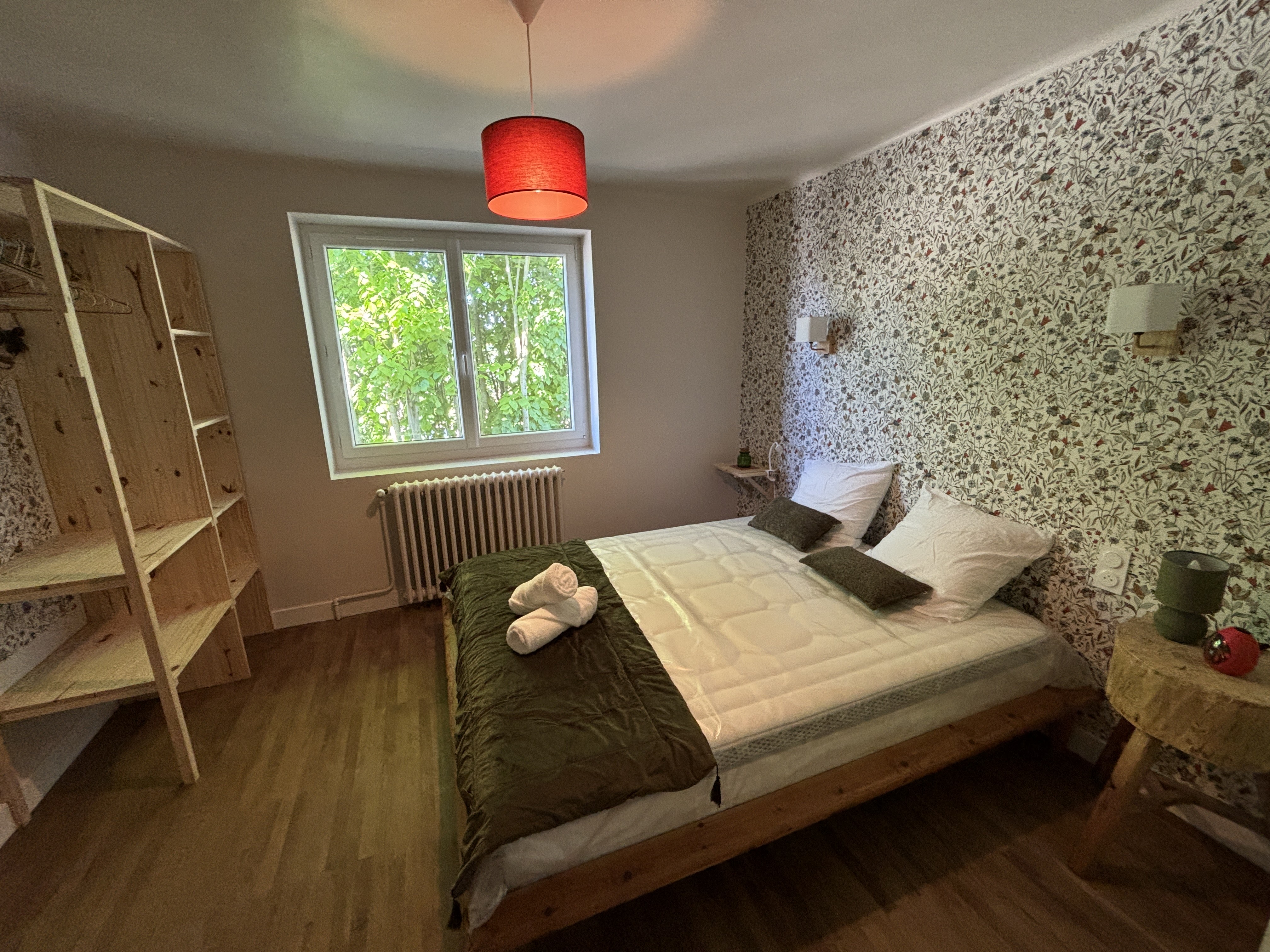 gite Bourguoin domaine du loup chambre 1