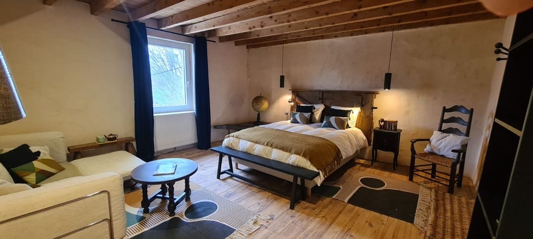 bedroom.jpg