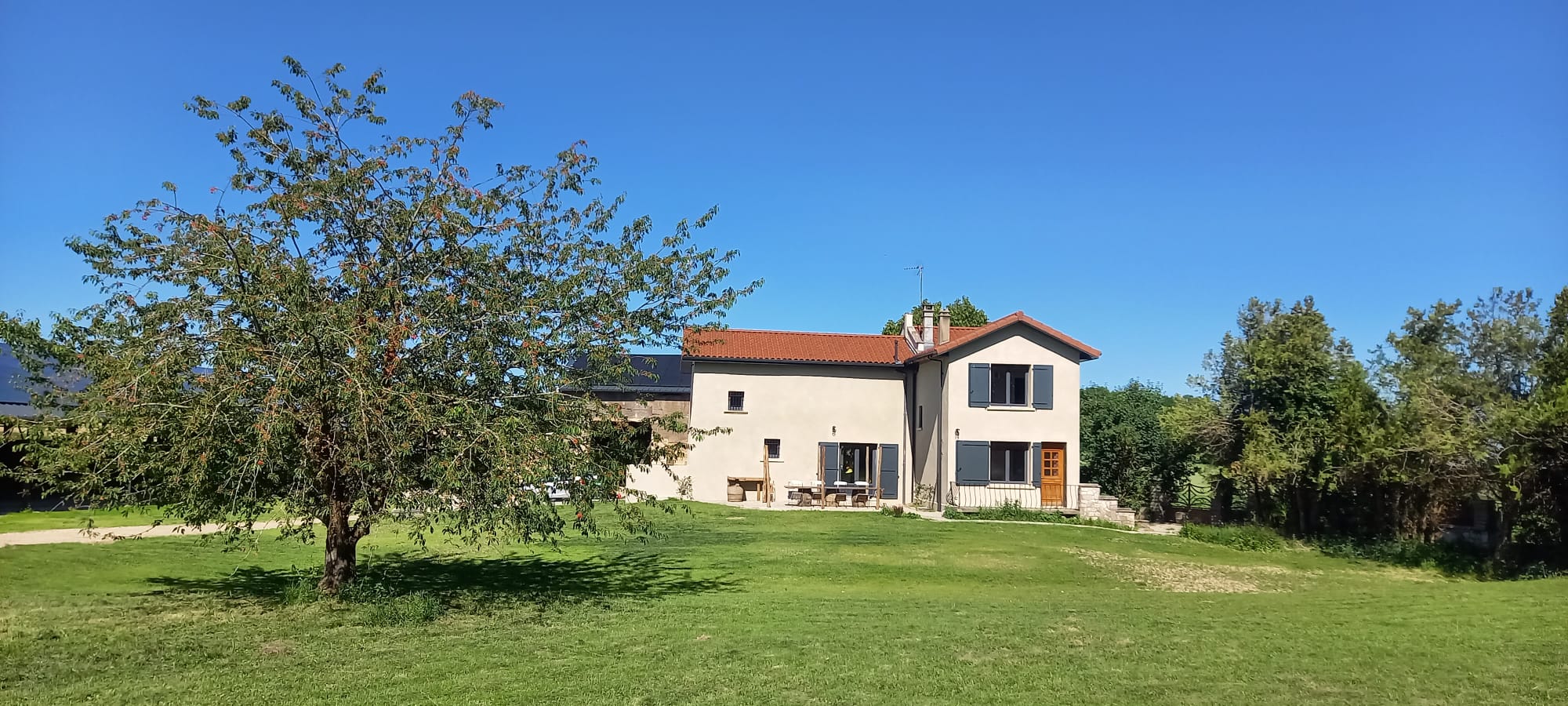 gite Bourguoin domaine du loup exterieur